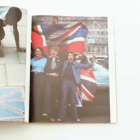 Eve Arnold: In Britain