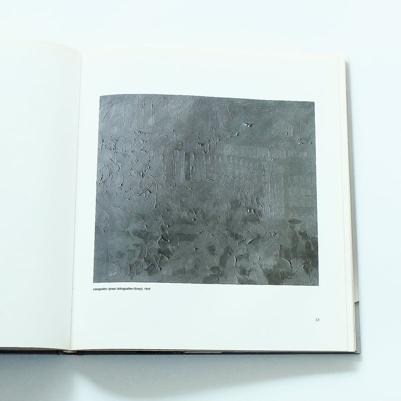Gerhard Richter: Eight Gray | Book Ernest