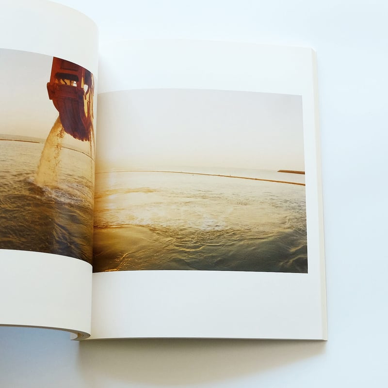 美品　光・野口理佳 The Light 写真集　希少 光 野口里佳 The Light: NOGUCHI Rika - books used and new