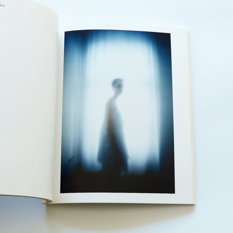 美品　光・野口理佳 The Light 写真集　希少 光 野口里佳 The Light: NOGUCHI Rika - books used and new