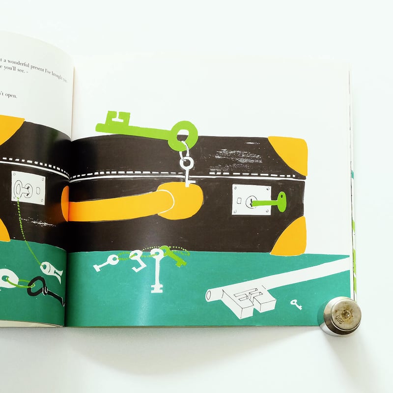 絵本・児童書 Frog smile Amazon | The Frog Who Longed for the Moon to Smile: A Story