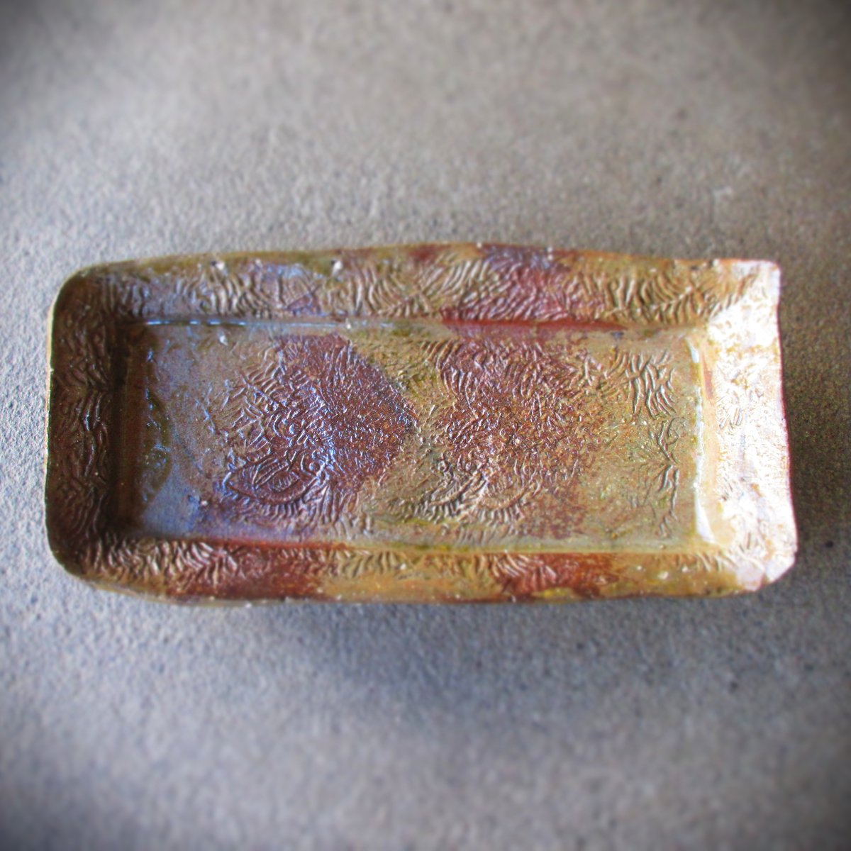 焼き締め魚文長皿《S皿3y2》 | ohshimagama