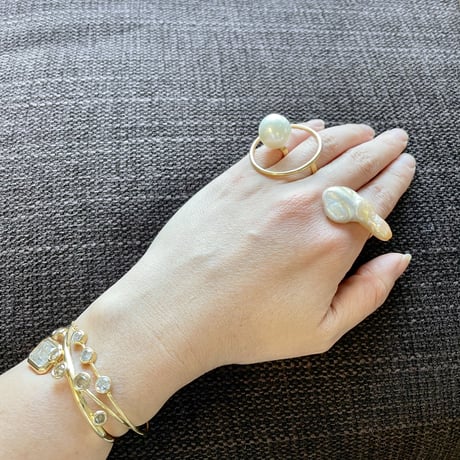 Southsea big pearl Fullmoon ring