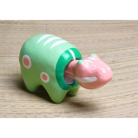 ももベコ
