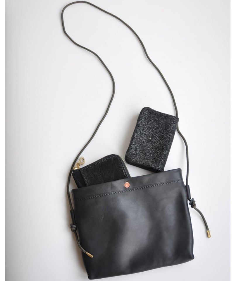 GUIDI CALF サコッシュ | Tochca