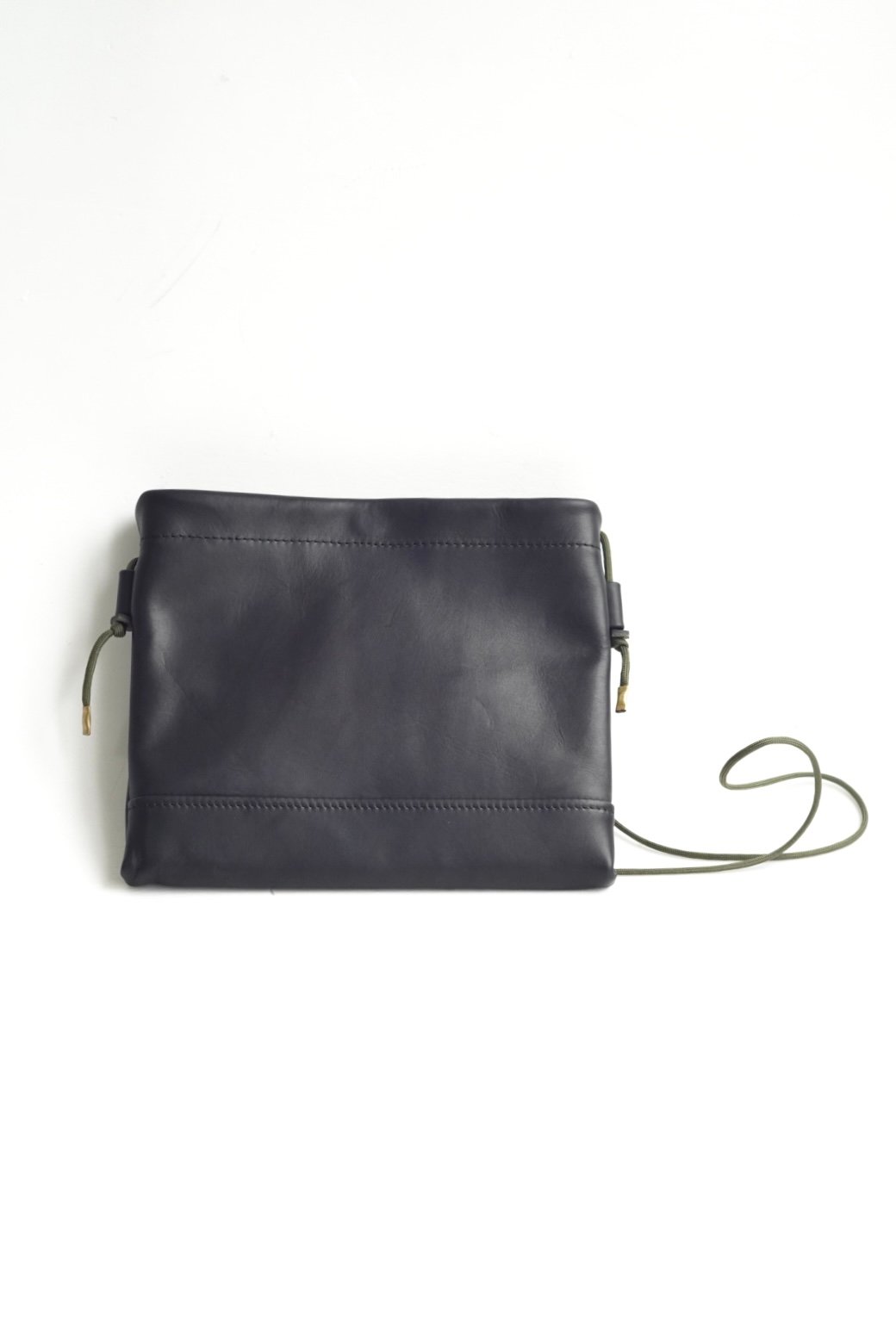 GUIDI CALF サコッシュ L | Tochca
