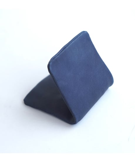 藍革 内縫い折財布