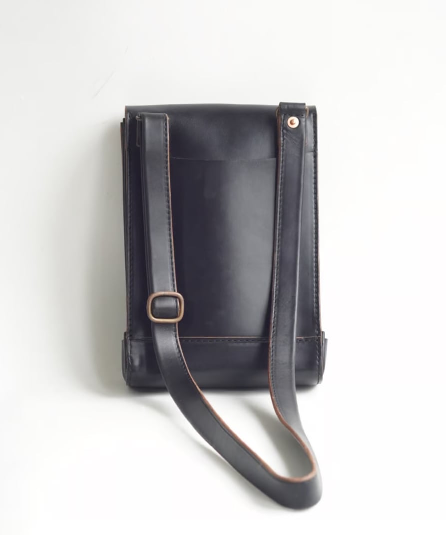 ジュン特厚★HORWEEN★クロムエクセル☆スタンプ付き特別仕様☆ A4サイズ】クロムエクセル(HORWEEN社) | ヌメ革と真鍮金具とレザー