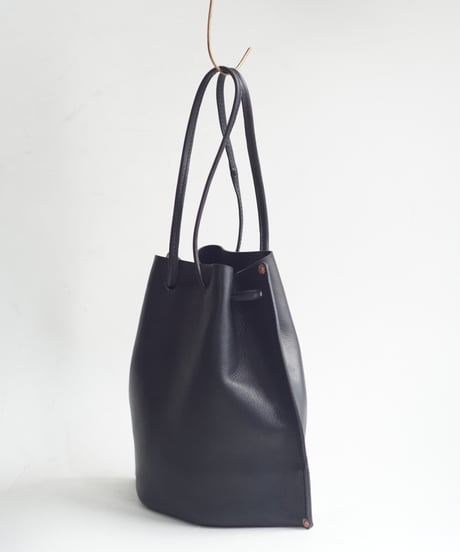 エメリヴェット巾着 L　黒