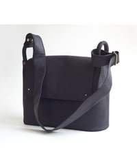 ホーウィン リヴェットトート | Tochca