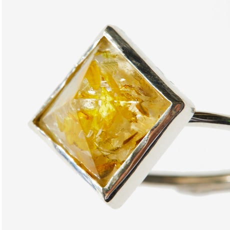 rehacer ×VISCERAL Flower Studs Ring