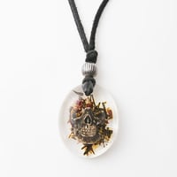 Flower Skull Necklace（三浦大知さん着用）