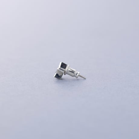 Cutie Star Pierce（石4mm）シルバー（一個売り）