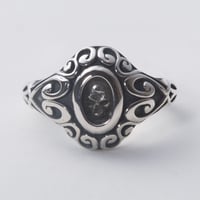 Stained Skull Ring