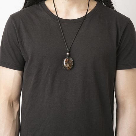 Flower Skull Necklace（三浦大知さん着用）