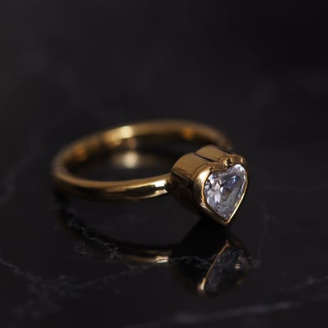 Heart Cocktail Gold Ring