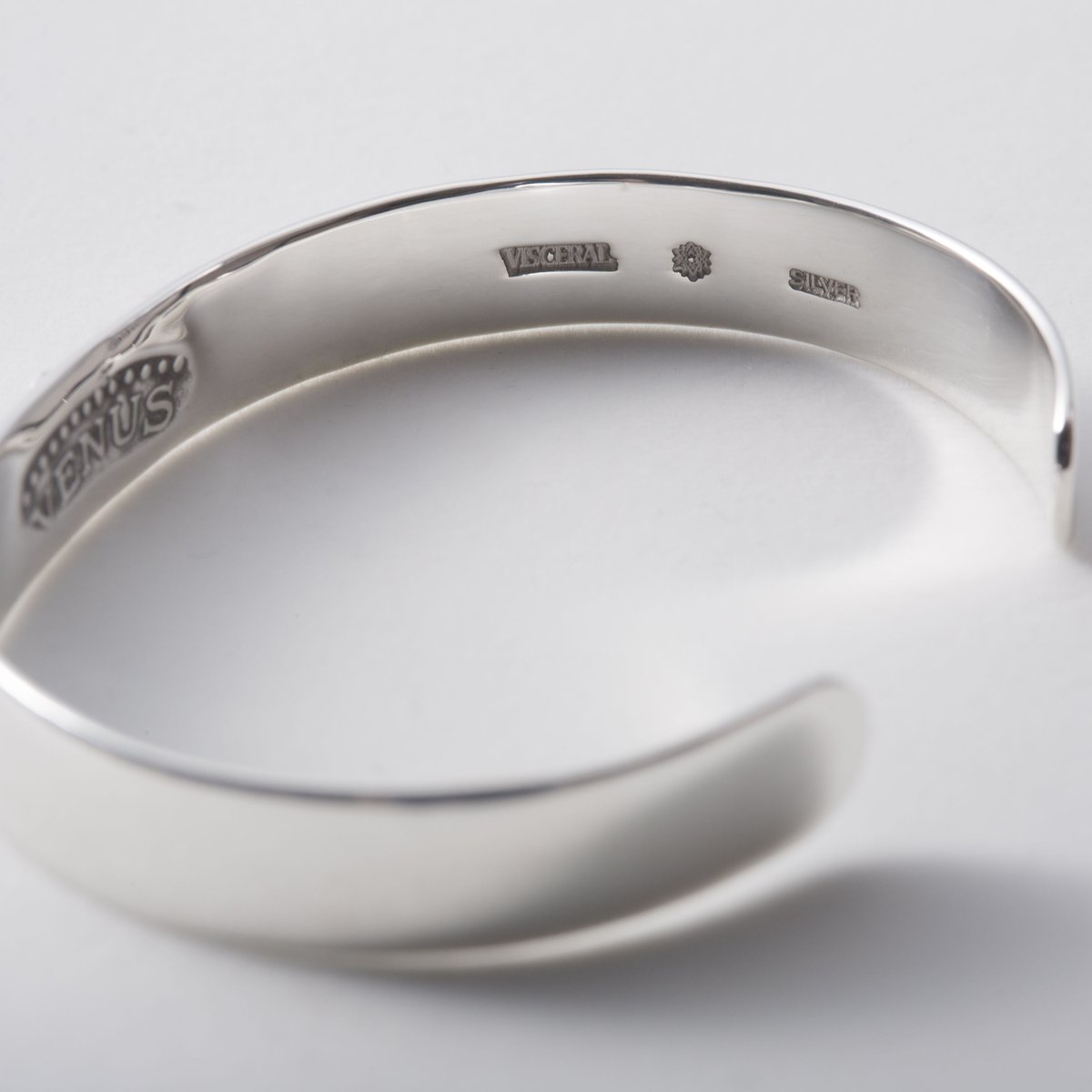 Venus Bangle | VISCERAL OFFICIAL ONLINESTORE