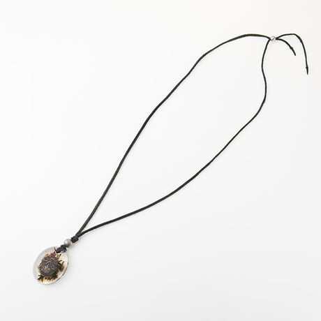 Flower Skull Necklace（三浦大知さん着用）