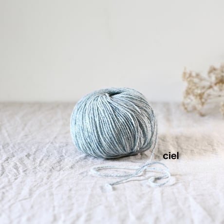 Ulysse　　from  　　De rerum natura  青系