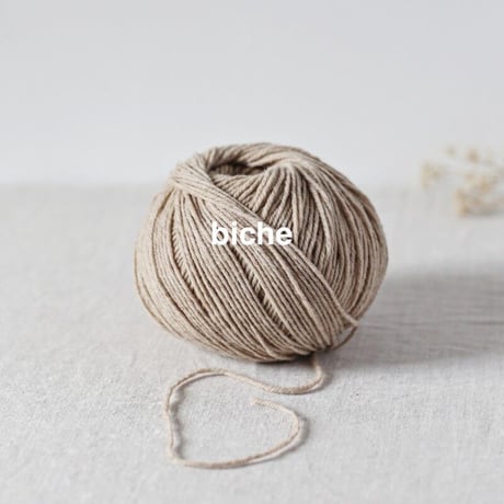 Gilliatt 　　from 　De rerum natura  黄系