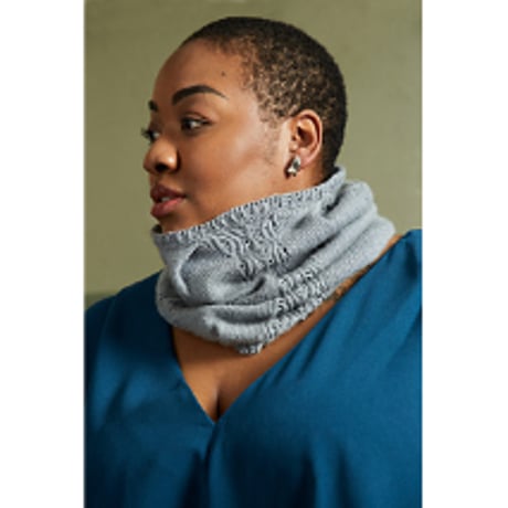 Knitting Outside the BOX Drape& Fold Bristol Ivy    PomPom  (英文）