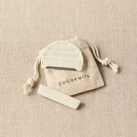 Cocoknits Fuzz off comb 　毛玉とり　半円型