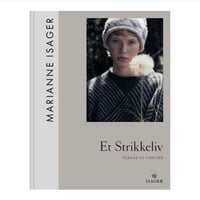 A KNIKTTING LIFE １　 MARIANNE ISAGER （英文）