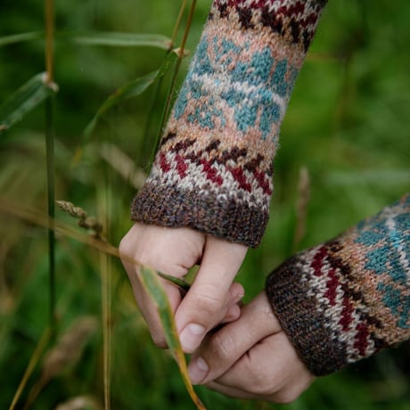 Fair Isle Weekend    by Mary Jane Mucklestone　英文