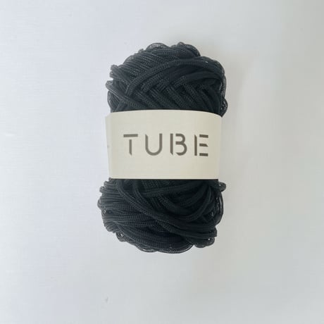 TUBE  チューブ状になった不思議な糸