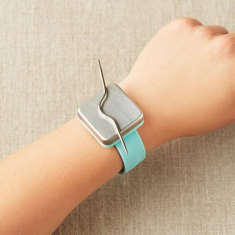 Cocoknits　Curved Cable Needles　スチールでカーブな縄編み針