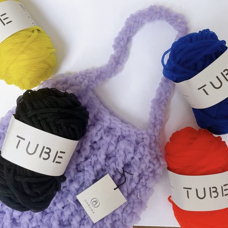 TUBE  チューブ状になった不思議な糸