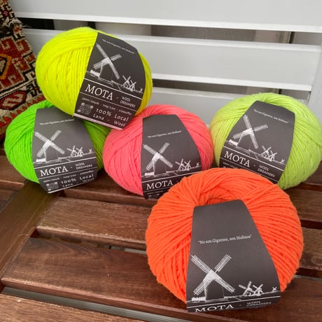 Wool Dreamers 　MOTA NEON