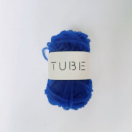 TUBE  チューブ状になった不思議な糸