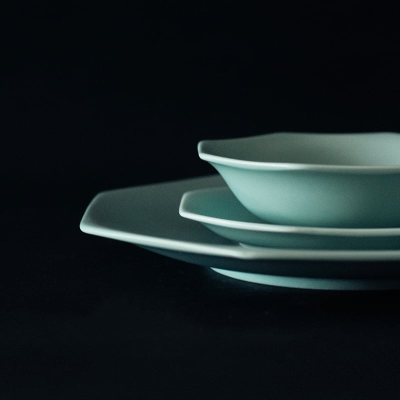 meimei-ware 25.5盛皿 八角（青磁） | 道具屋 nobori