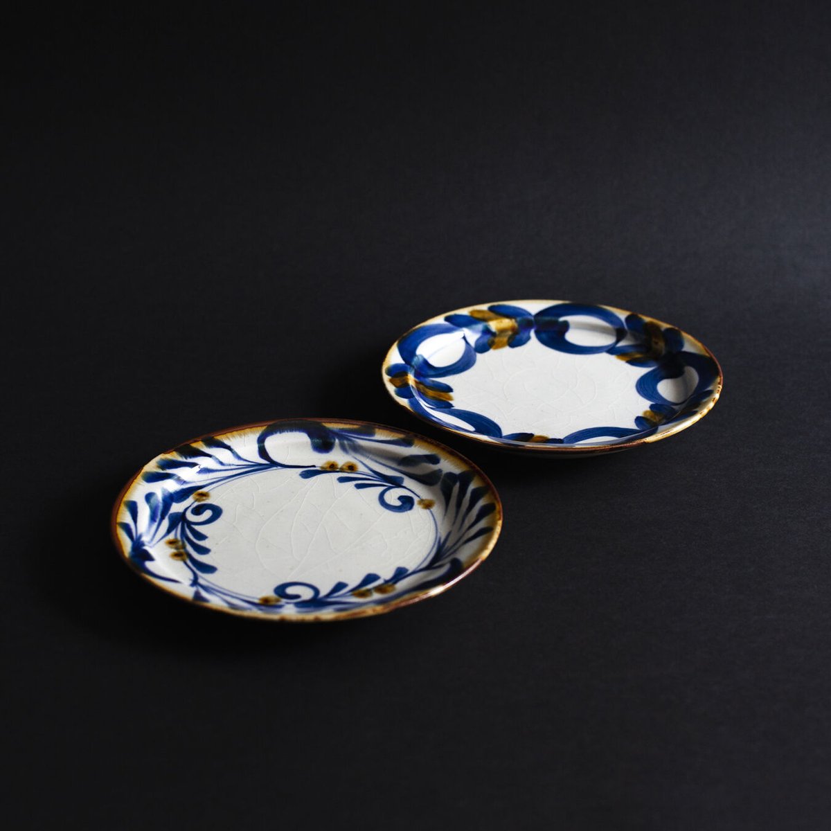 波模様の青色陶器食器セット 波模様の青色陶器食器セット