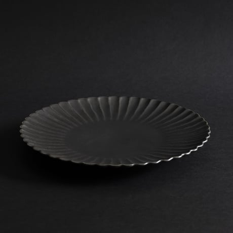 L1-10 イタリア 菊割皿　23.5cm