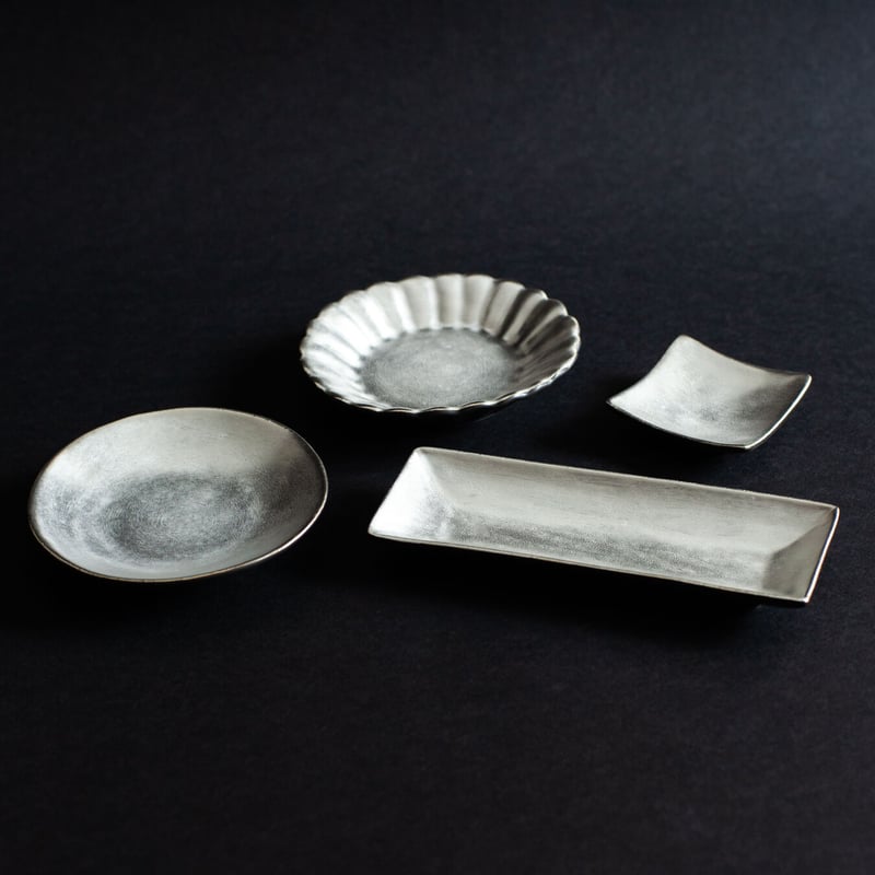 イタリア 菊割小皿 ピューター | 道具屋 nobori