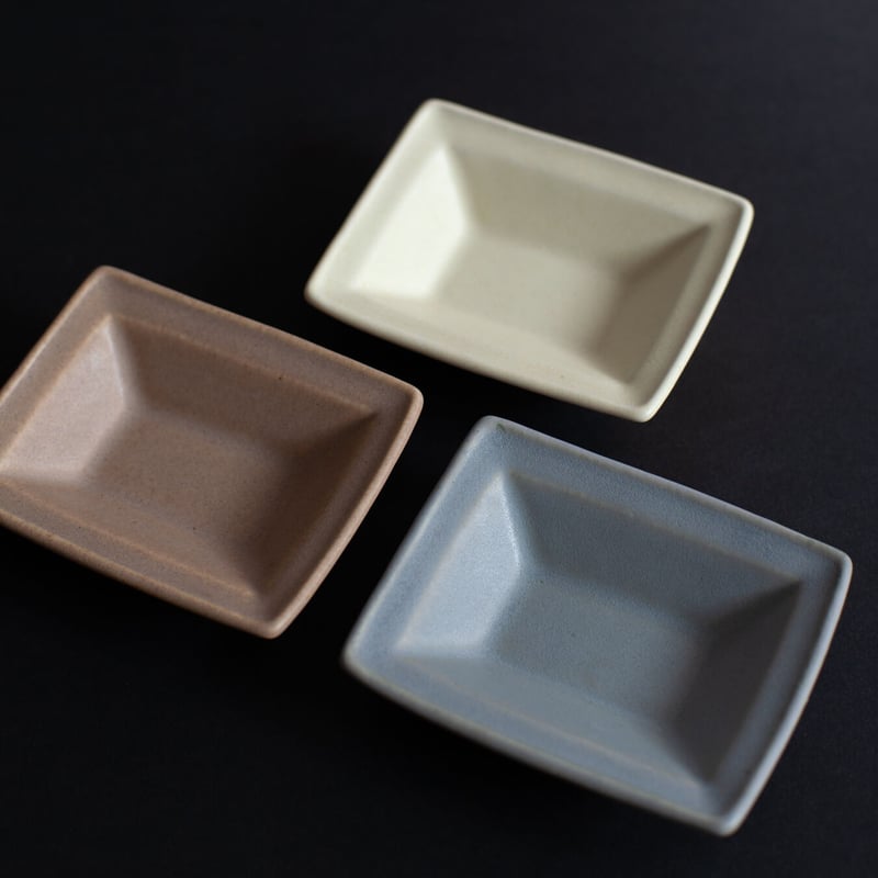 【新品・未使用】awabi ware アワビウェア　小鉢・豆皿セット Awabi ware アワビウェア ひまわり豆皿 アイボリー｜FRANK暮らし