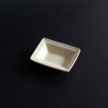 L3-4 長方豆皿