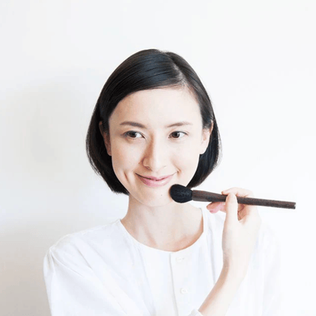 UBU アングルドフェイスブラッシュ