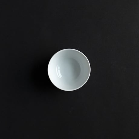 K9-3 casane te 煎茶碗 白磁