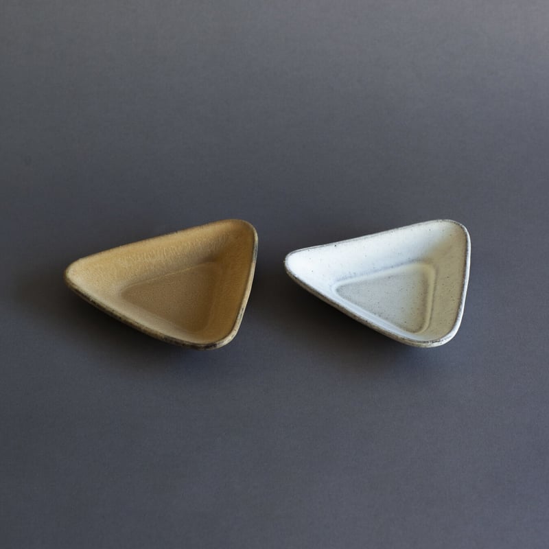 3RD CERAMICS おつまみ皿 T | 道具屋 nobori