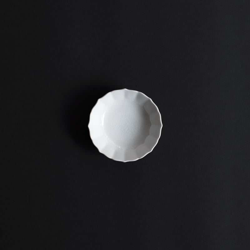 niguramu 菊形皿 / 貫入白磁 | 道具屋 nobori