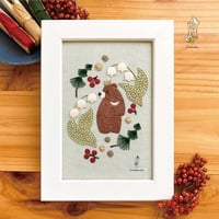 ～どこかの森で～　クマとスズランの額装