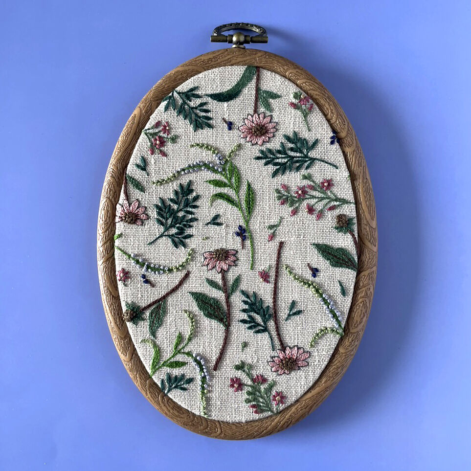 専用になります♡アンティークキルト＆ハンドメイド刺繍フレーム·͜· ♡ Amazon.co.jp: A-CRAFT 刺繍枠 木製 8cm 11.5cm 14cm 16.5cm