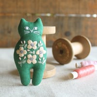 nekogao 刺繍ブローチ（図案印刷済） -小花-　　　　　PHC-124-3