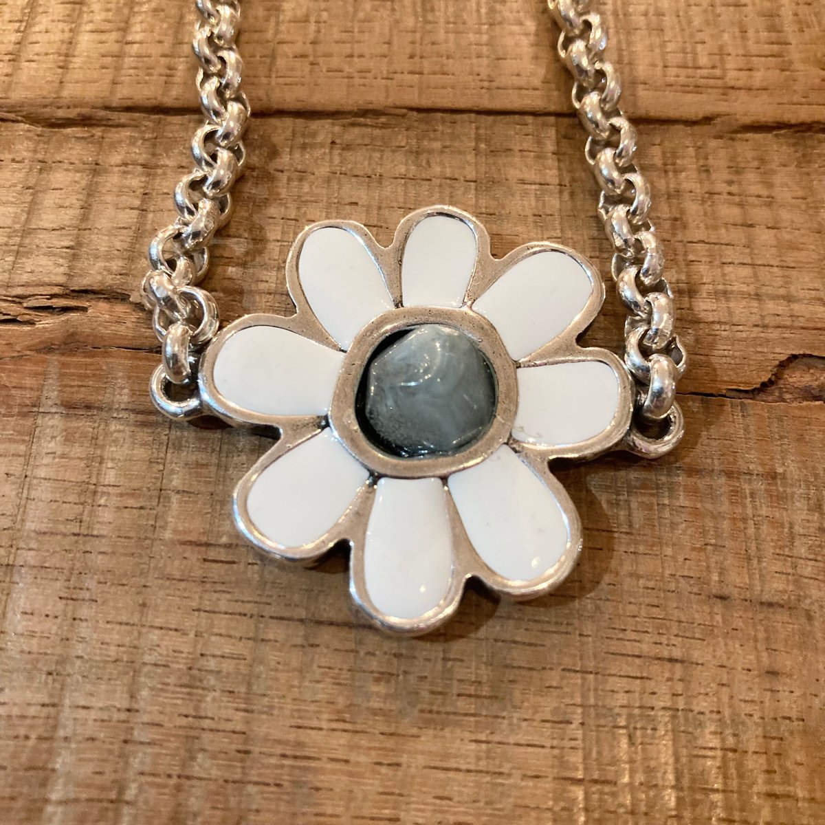 otro accesorio】Flower Necklace オトロアクセソリオ フラワーネ