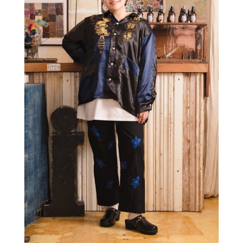 NOMARHYTHM TEXTILE】 Floral Hand Embroidery Pan