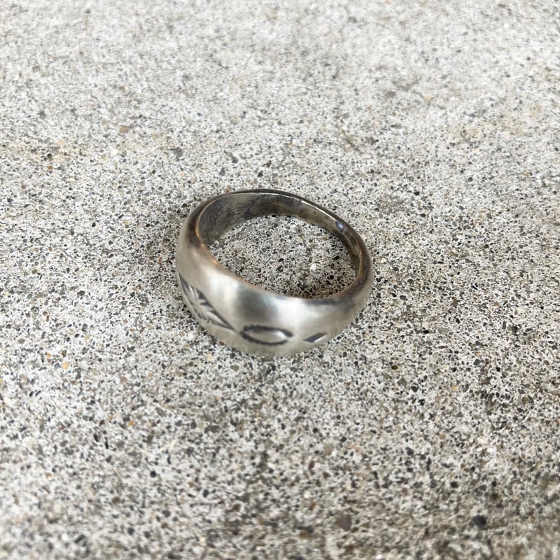 スターリングシルバー リンクデザインリング　インディアンジュエリー　18号 Native American Jewelry】 Stamp Ring 18号 ナバホ リン