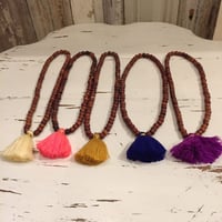 【midgetgems】Wood Beads Mini Tassel Necklace